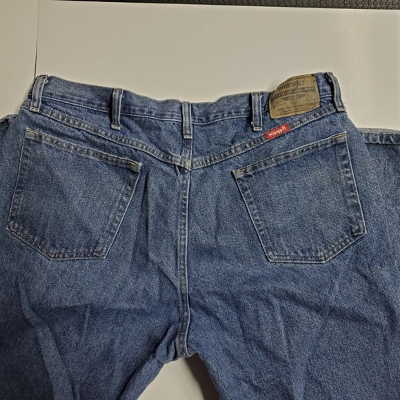 Wrangler Men's Jeans Relaxed Fit SZ 38x30 - Picture 3 of 4